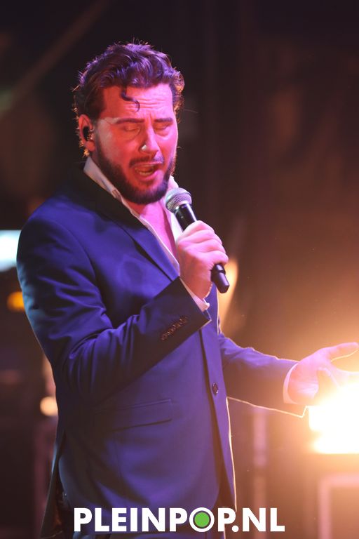 BOUKE & THE ELVIS MATTERS BAND    (33)